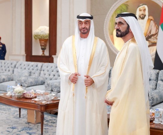 حاکم دبی با رئیس امارات بیعت کرد